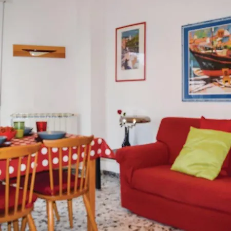 Апартаменты Two-bedroom In La Spezia -sp- Сан-Таренцо